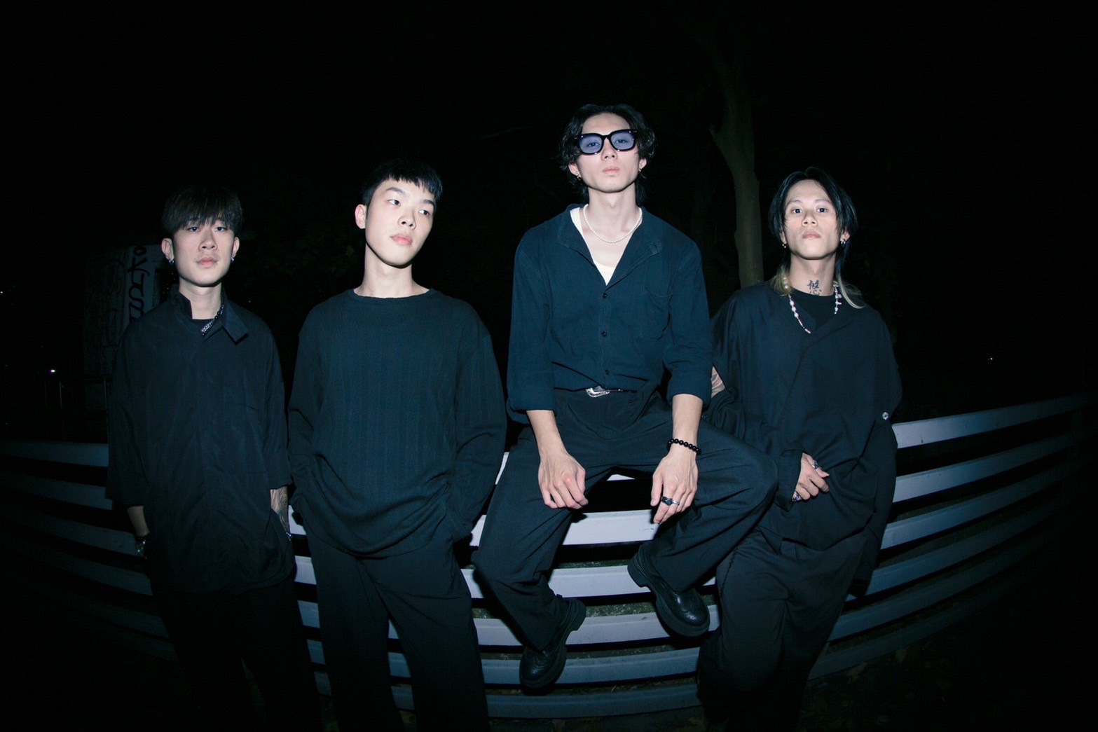 新生代EMO樂團【上山】 終於讓樂迷〈得到平靜〉|首支錄音室單曲〈得到平靜〉MV上線一週突破10萬觀看 單曲8/9正式發行