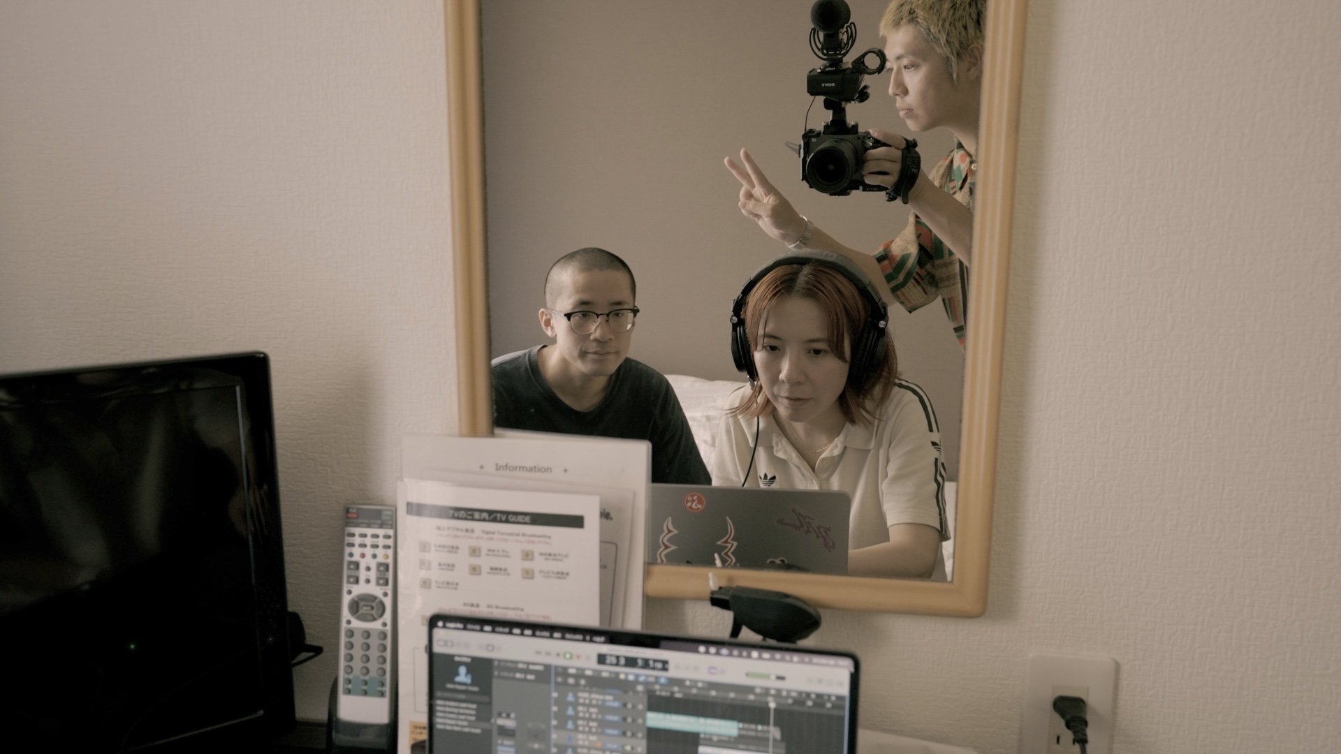 新世代客語歌手Vuize王鍾惟，受邀赴日參加「Co-Write Day Fukuoka」國際共創營，攜手日本創作才女Ai Kakihira合譜新單曲〈RHAN〉！