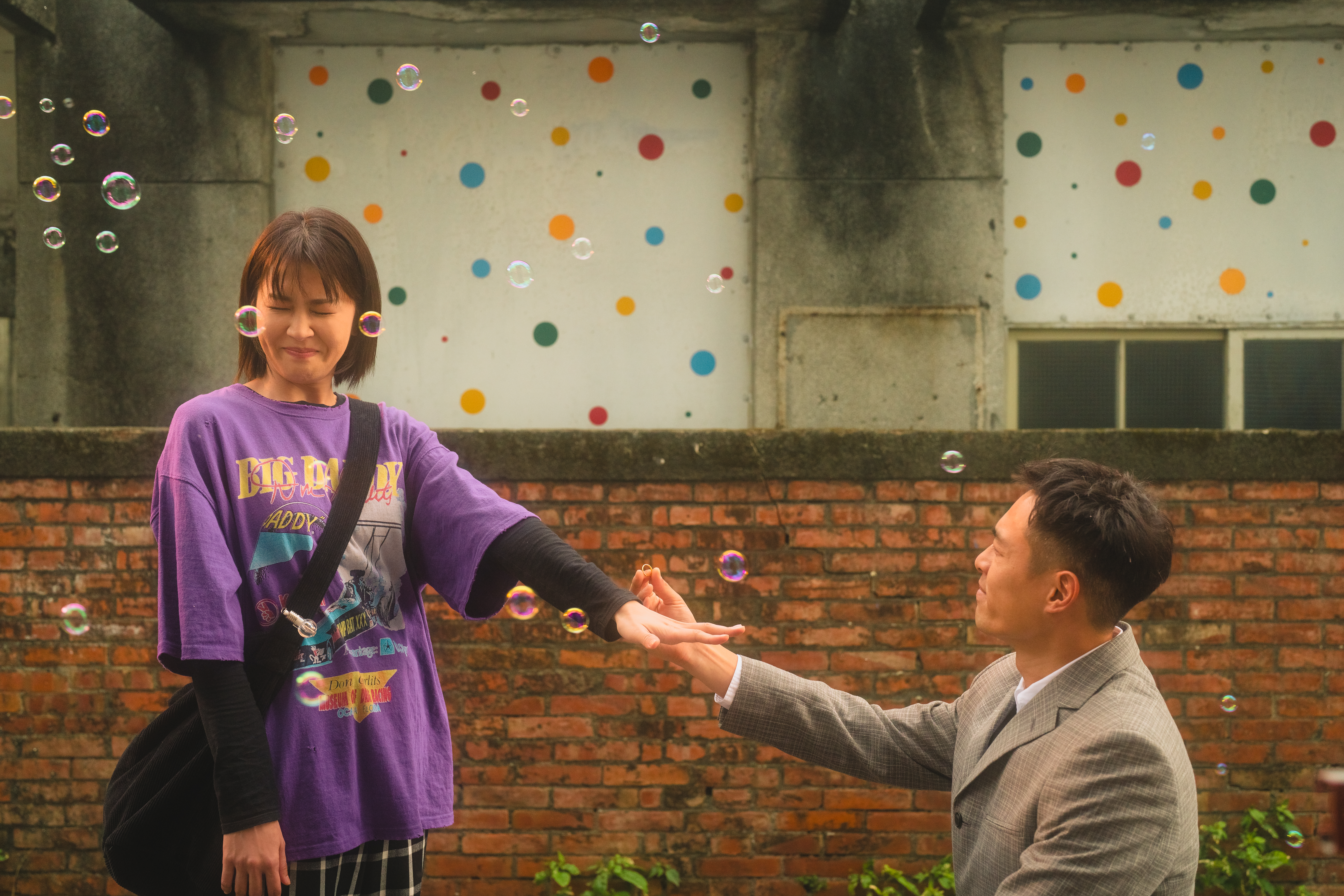 太太太震撼！胡宇威解放自我 投入詮釋變態殺人魔「太過癮」 小動作頻頻？「暖男阿勇」黃奇斌練拳練到『雅美蝶 』！ 周采詩真情告白：有老夫老妻的感覺