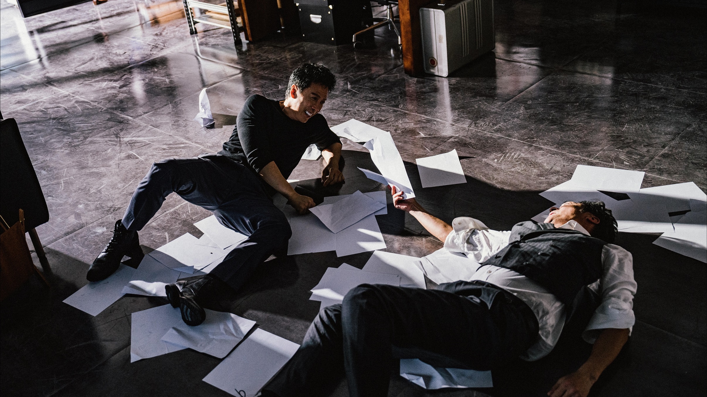 金馬影帝吳鎮宇膽子超大 《誤判》中勇猛單挑宇宙最強甄子丹 上演肉搏戰 導演甄子丹花了一番功夫說服影帝挑戰動作場面 打來效果十足 火花滿滿