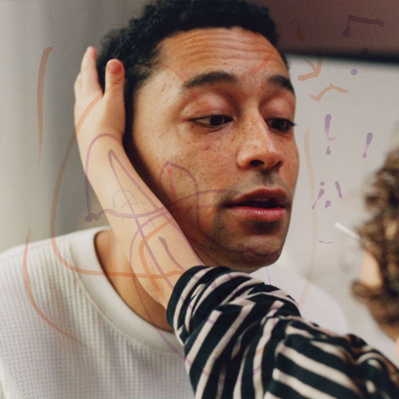Loyle Carner 第四張專輯《hopefully !》：當父職、創傷與希望，在聲音中緩緩交融