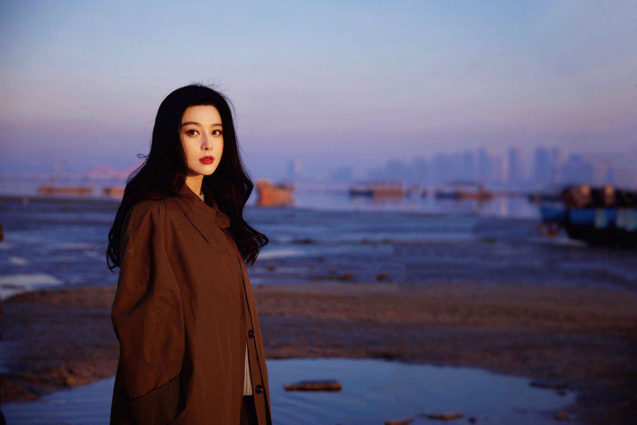 浴火重生？范冰冰 金馬獎封后震撼華語影壇：從逃稅風波到《地母》的復出之路