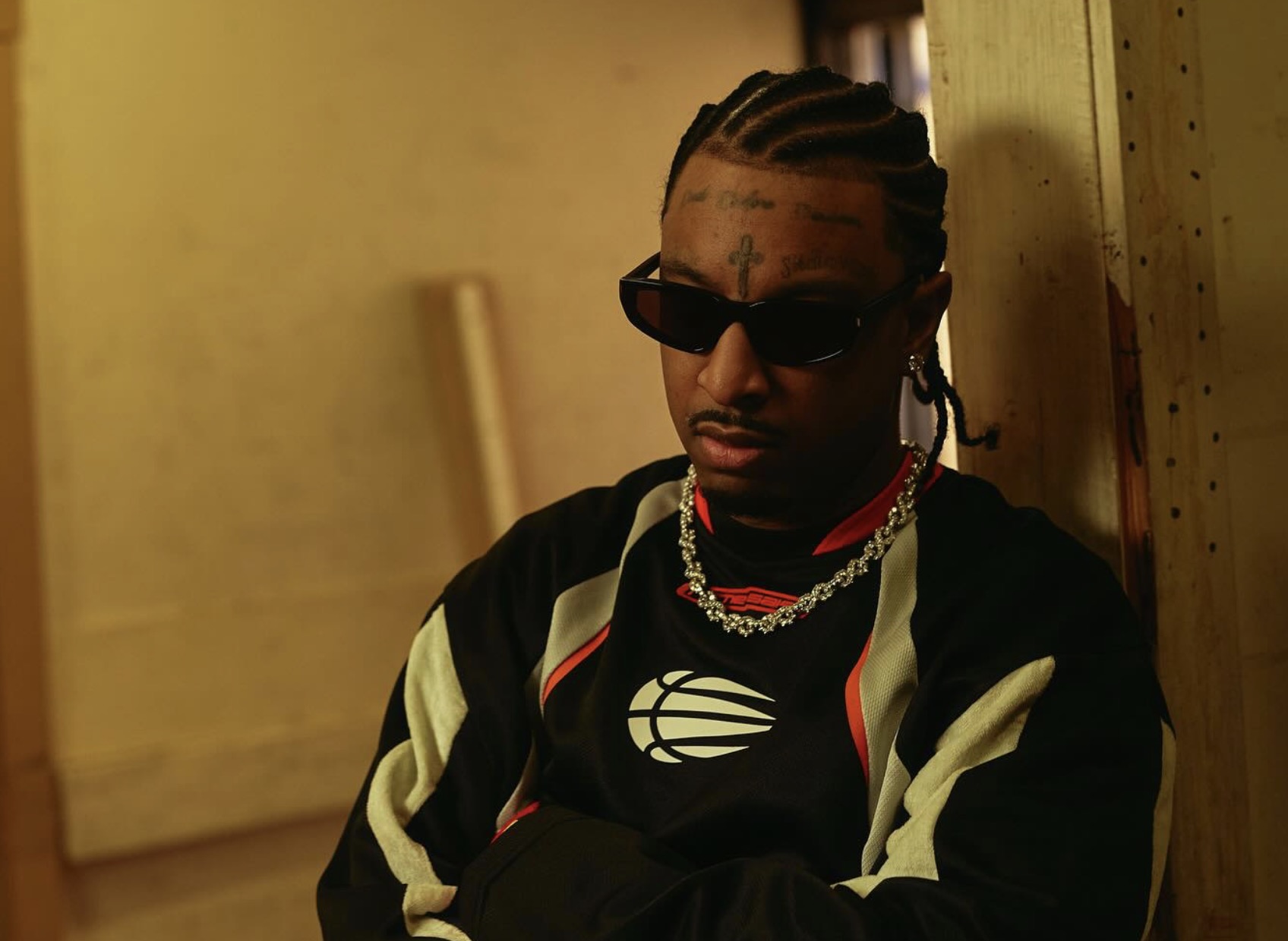 21 Savage《WHAT HAPPENED TO THE STREETS ?》 當街頭之王把麥克風變成手術刀