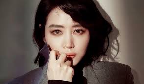 從《觸發器》看 金憓秀 Kim Hye-soo：不只是一座燈塔，她是韓國影壇最後的「絕對權威」