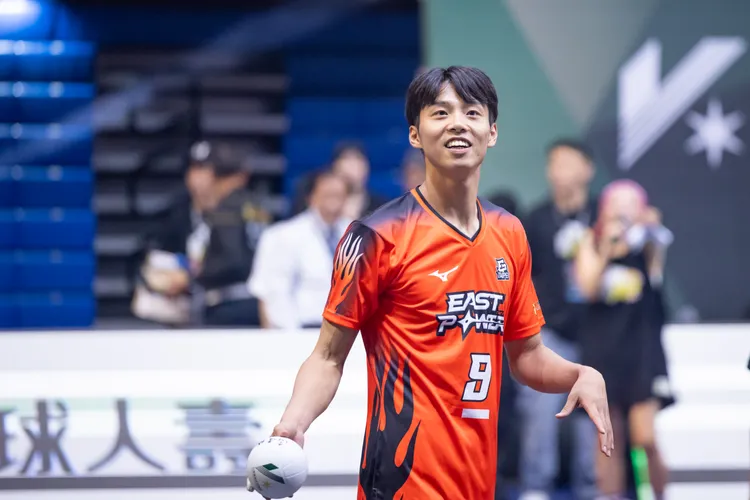 矮個子也能統治網前？解析「小高航空」高偉誠的起跳力學與生存術