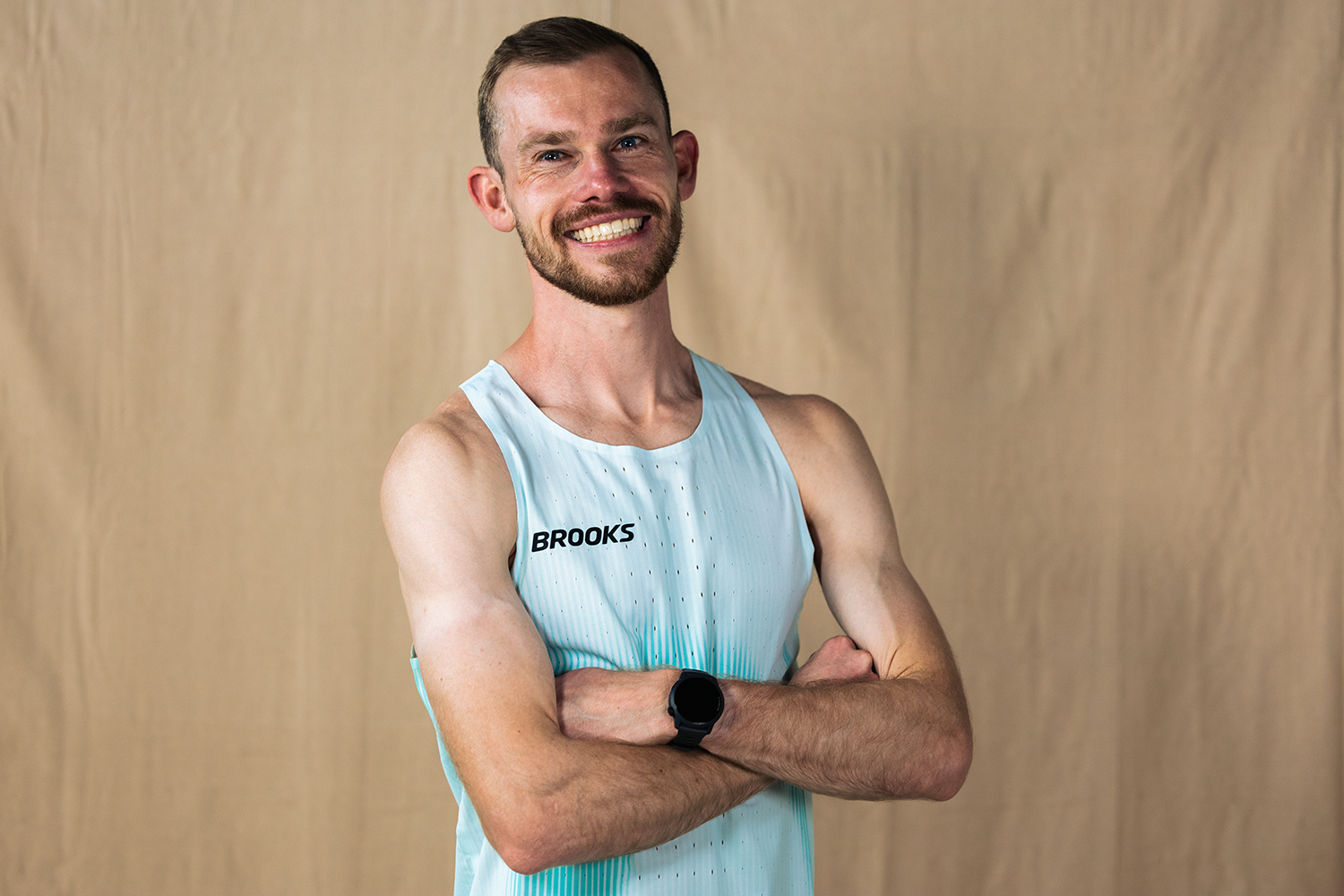 巴黎奧運十強選誰當隊友？Clayton Young 攜手 BROOKS 挑戰波士頓