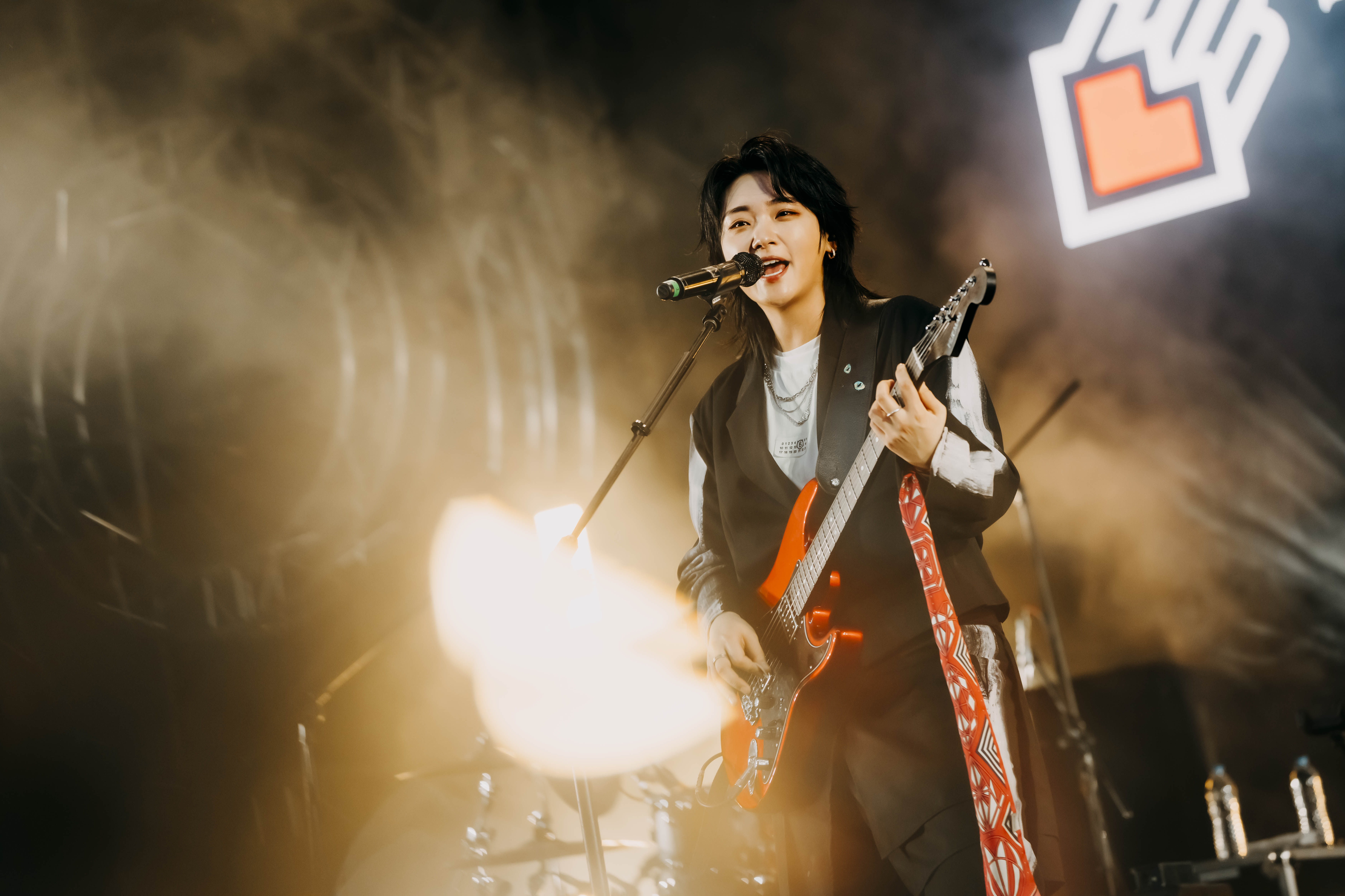 苦等23年紫雨林逼哭全場！揭秘2026浮現祭6萬人狂熱傳奇