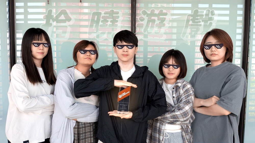 台灣遊戲《亞路塔》遊戲畫面截圖，榮獲 IGA 最佳美術獎的精美視覺設計展示。