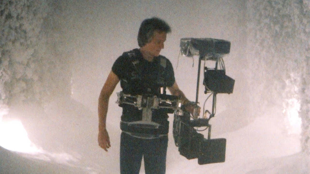 Steadicam 斯坦尼康如何改變鏡頭移動？從身體感到電影空間的流動
