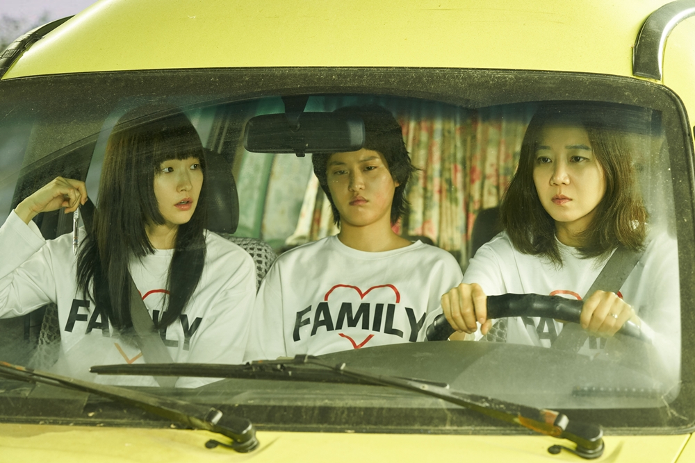 《慶州殺遊紀》9/11 台灣上映：孔曉振、李姃垠、朴玿談、李蓮綁架殺人犯的復仇公路片