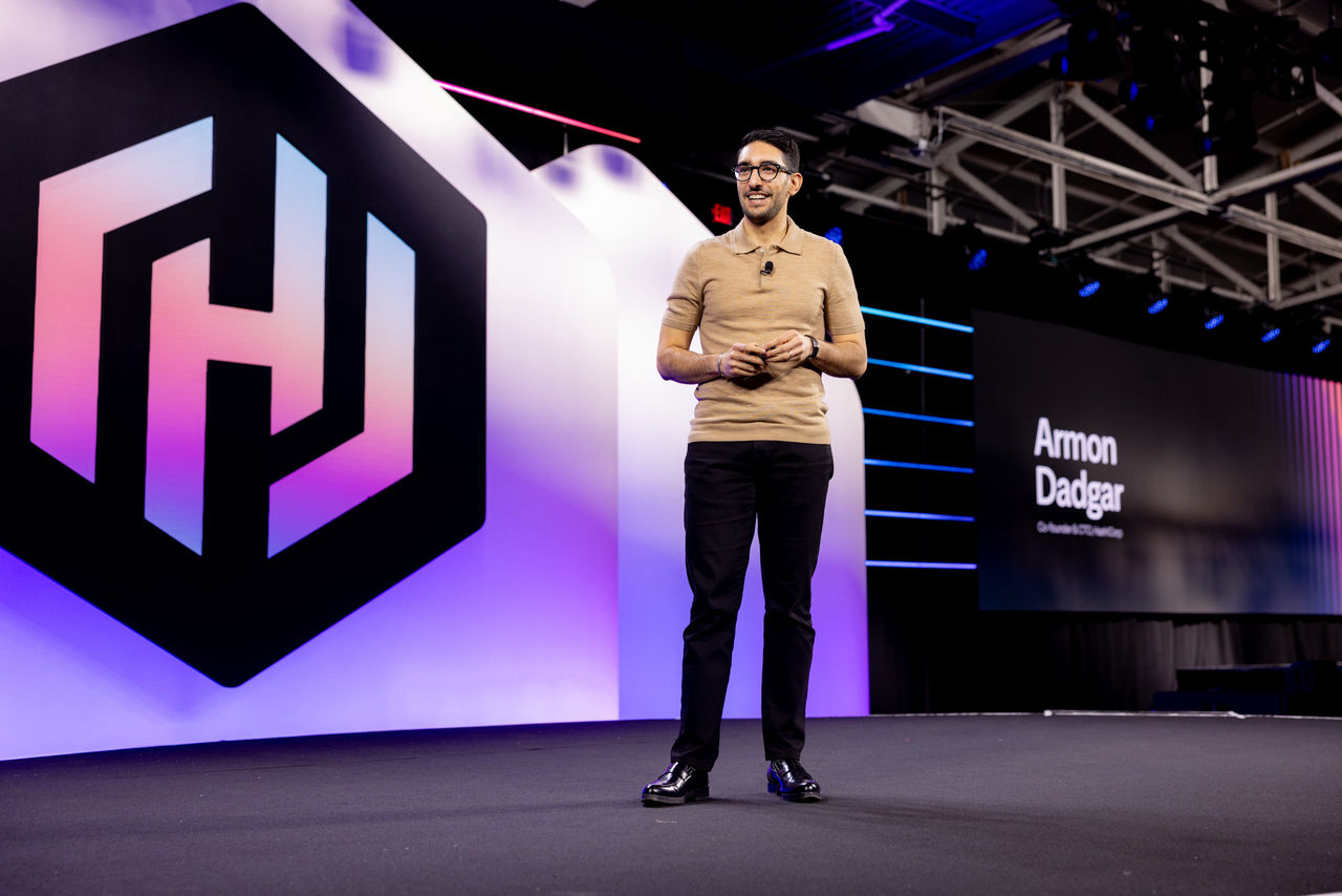 Armon Dadgar Terraform Vault AI 基礎設施與秘密治理意象