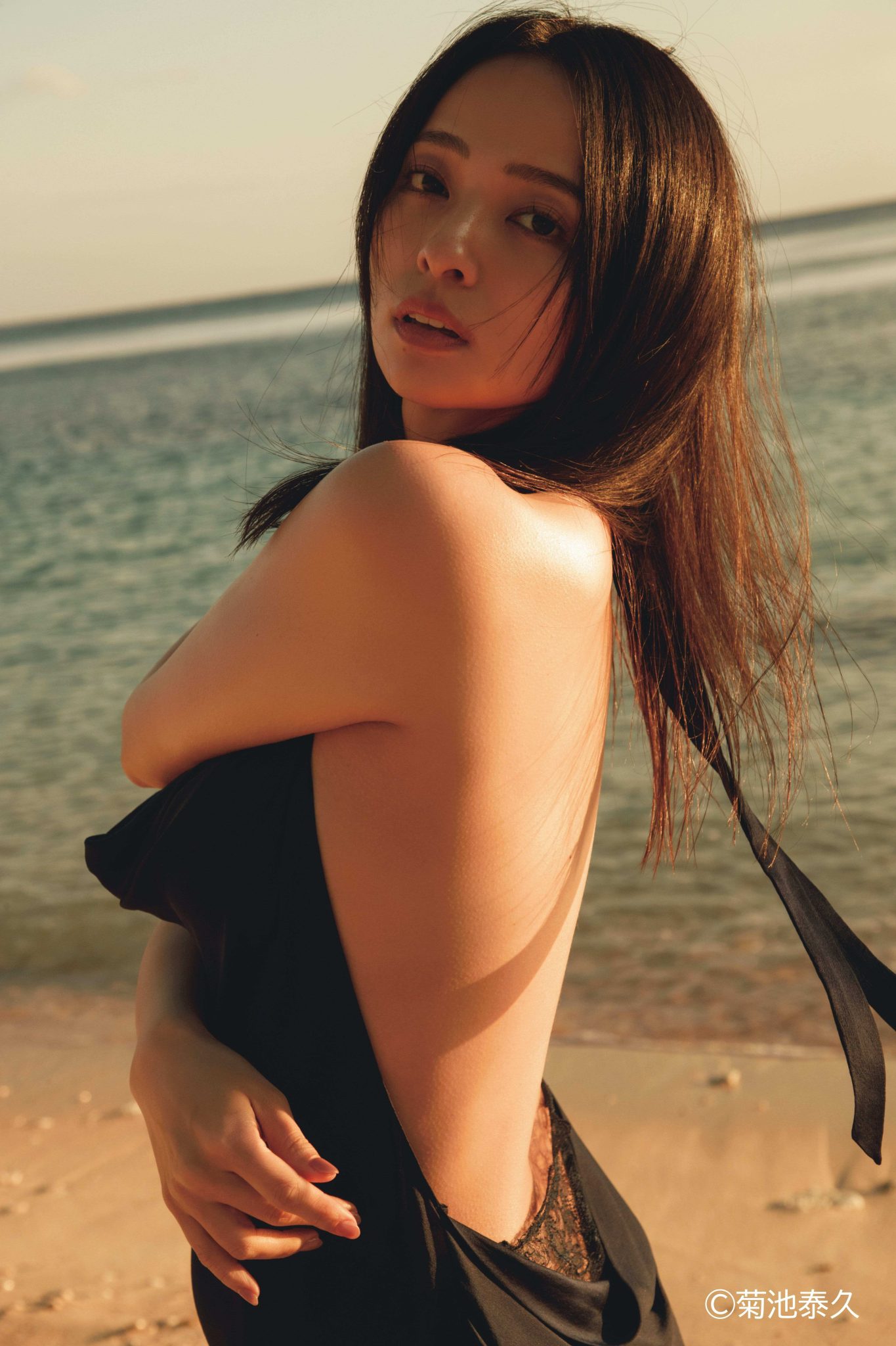 水崎綾女從《光》到《今際之國的闖關者》：尾崎美佐子與紫吹小織的兩種敘事節奏