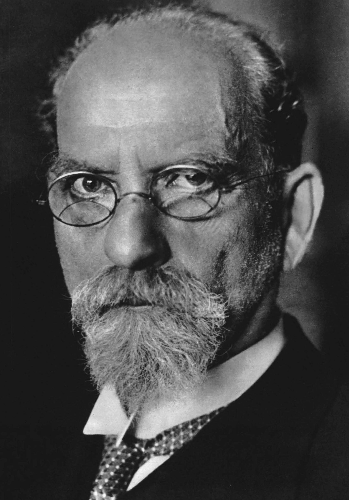 Edmund Husserl 1910 年代人物肖像