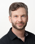 Greg Corrado 如何把 Google Brain、word2vec 與 Health AI 接到可靠 LLM？從深度學習到臨床評估