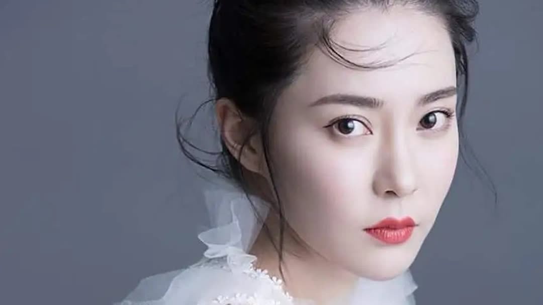 iQIYI 演員資料頁中的胡然人物肖像