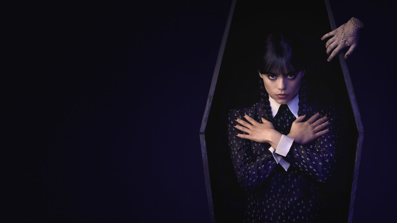 Netflix《Wednesday》官方主視覺中的 Jenna Ortega