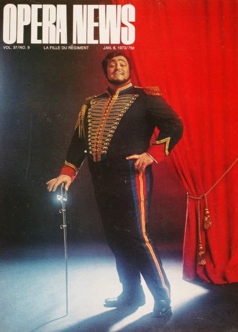 Luciano Pavarotti 歌劇舞台肖像,呈現高音C、美聲技巧與歌劇大眾化