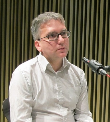 Mark Fisher《資本主義寫實主義》為什麼讓「別無選擇」成為問題？最有效的控制，是想像不出別的生活