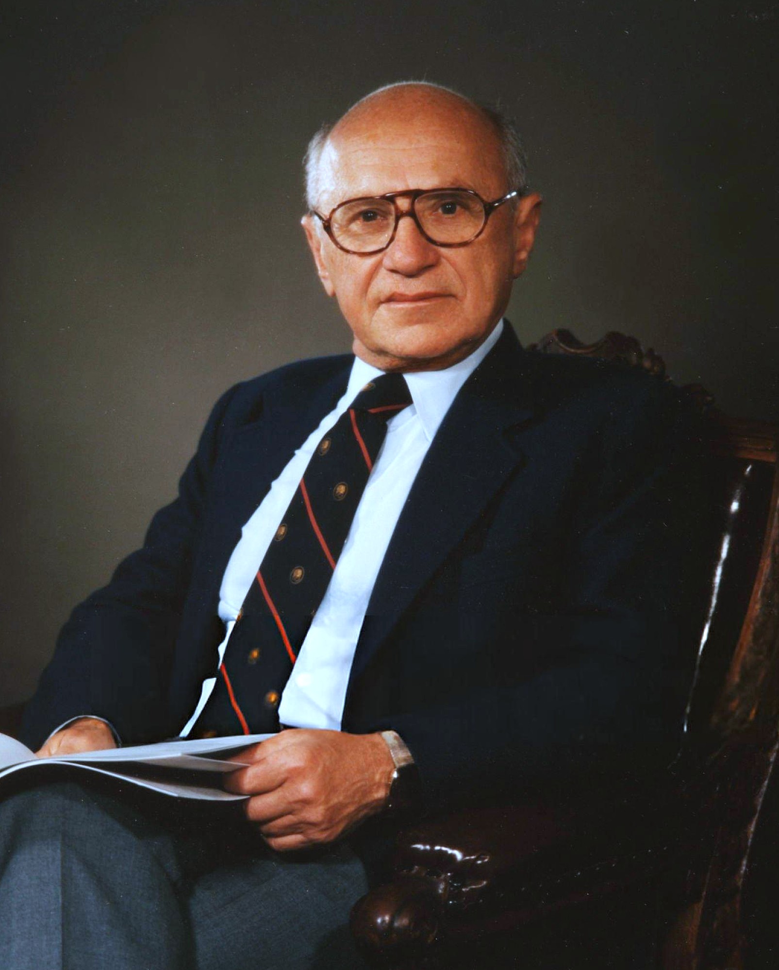 Milton Friedman 解析:貨幣主義、自由市場與新自由主義人物/主題封面