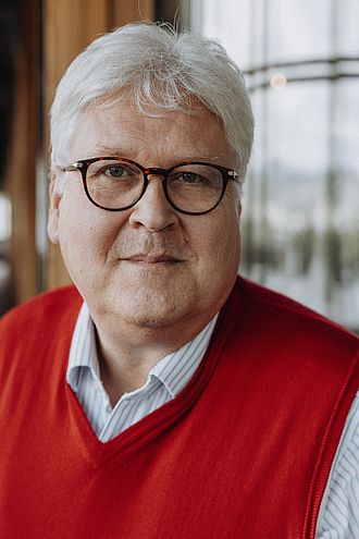 Sepp Hochreiter 如何把長期記憶接到 LLM？從 LSTM、梯度消失到 xLSTM 與長上下文