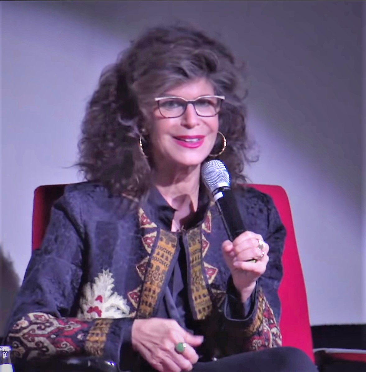 Shoshana Zuboff《監控資本主義時代》為什麼不只是資料外洩？被爭奪的是行為的未來