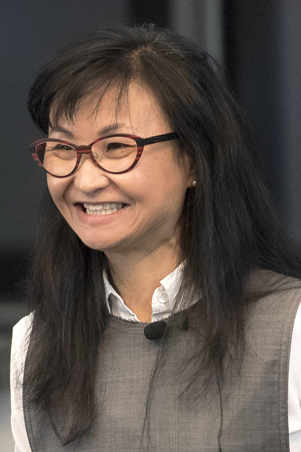 Wendy Hui Kyong Chun《Discriminating Data》為什麼讓「相關性」成為歧視問題?資料越多,不代表世界更公平