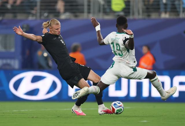 Norway 不能只把球交給 Haaland:Oscar Bobb 如何從 Oslo 少年走成 Senegal 戰第三條線