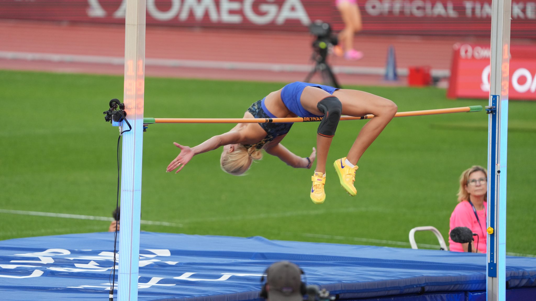 Yuliia Levchenko 於 2026 Weltklasse Zürich 高跳賽事越過橫桿